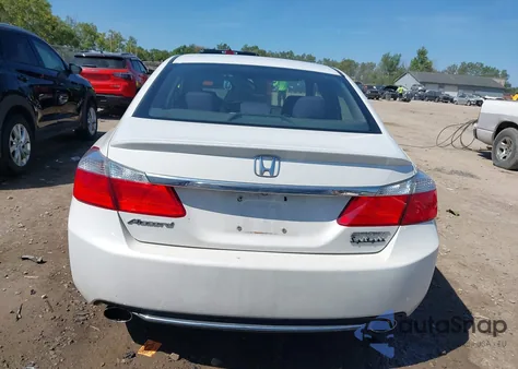 2015 Honda Accord Sport z USA, uszkodzony, nr VIN 1HGCR2F51FA106981
